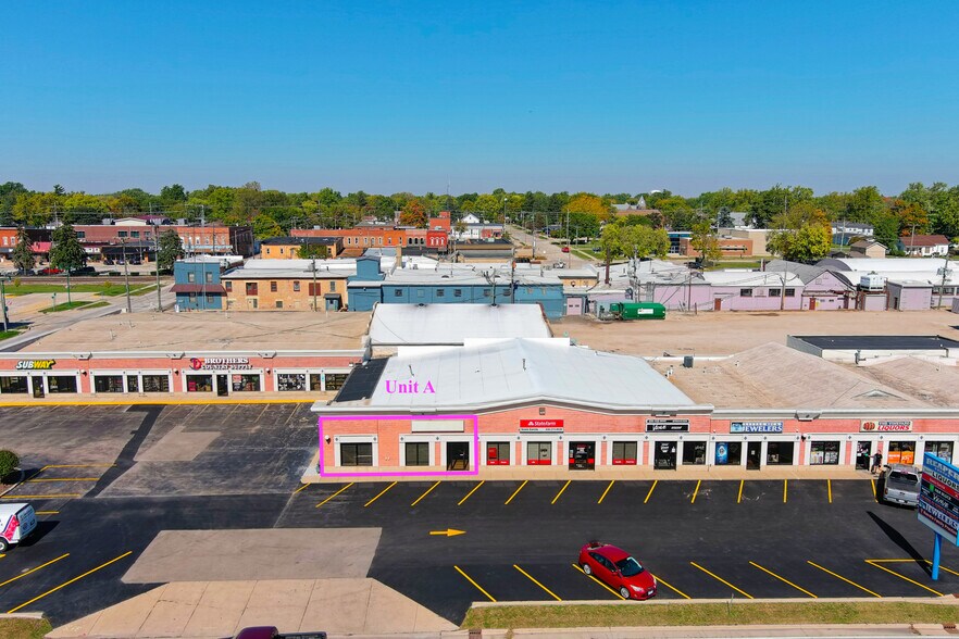More Photos Of 115 E South Street, Sandwich Storefront Retail Office For Lease