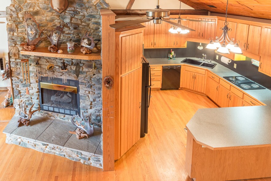 More Photos Of 2475 Mt. Torrey Rd, Lyndhurst Convenience Store For Sale