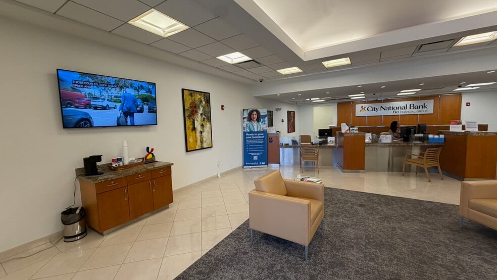 More Photos Of 10 N Federal Hwy, Pompano Beach Freestanding For Lease