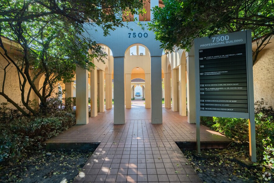 More Photos Of 7390 NW 5th St, Plantation Unknown For Lease