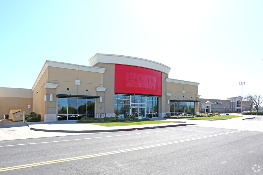 More Photos Of 3200 Naglee Rd, Tracy General Retail For Sale