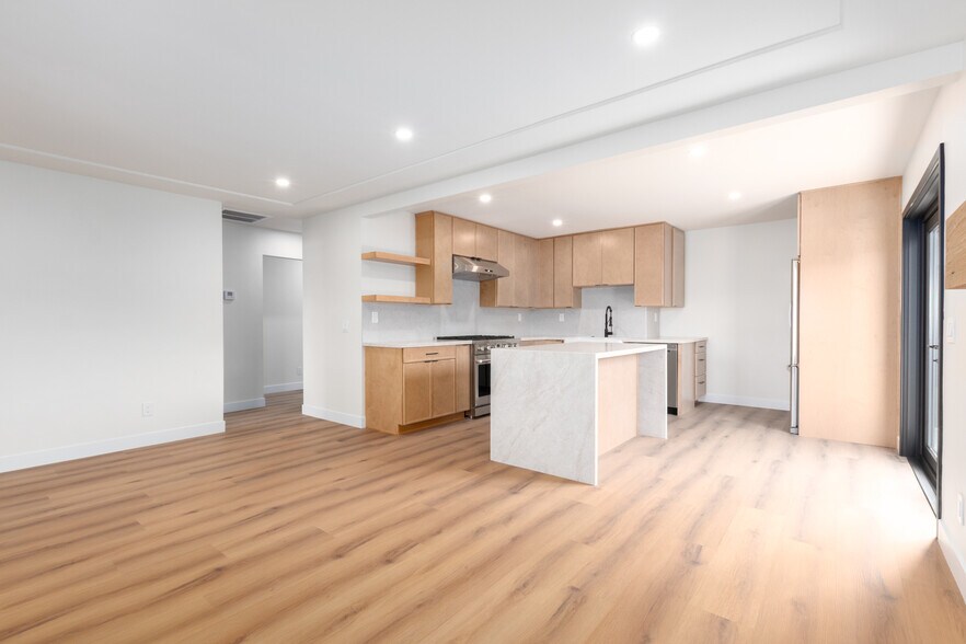 More Photos Of 2419 Chicago St, San Diego Apartments For Sale