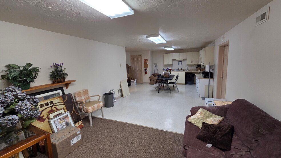 More Photos Of 3456 E 17th St, Ammon Medical For Lease