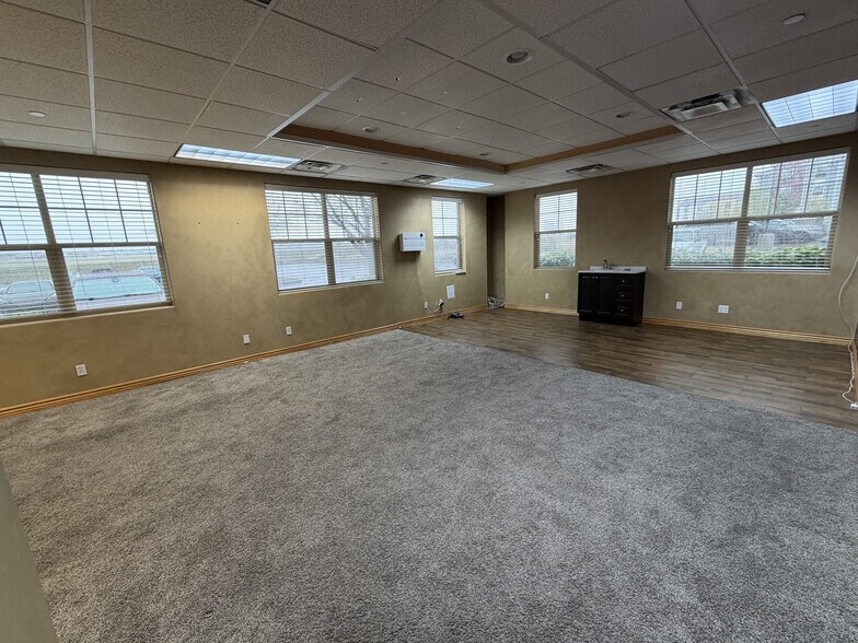 More Photos Of 7478 S Campus View Dr, West Jordan Medical For Sale