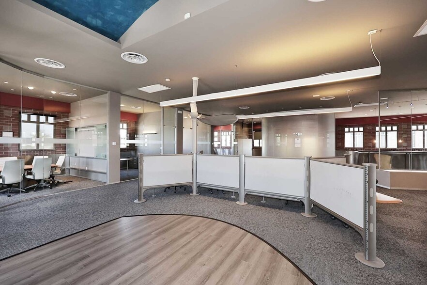 More Photos Of 2812 N Norwalk, Mesa Office For Sale