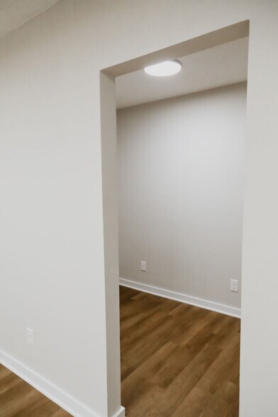 More Photos Of 307 Fields Dr, Aberdeen Warehouse For Lease