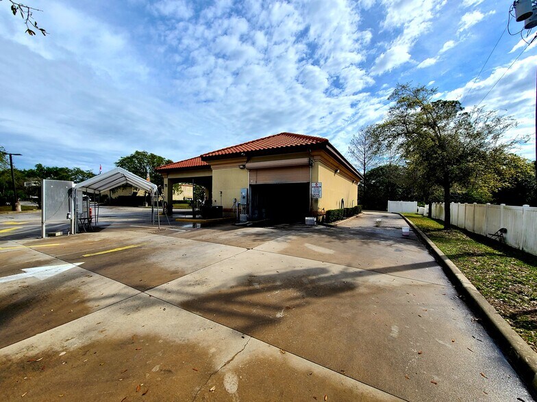 More Photos Of 75 S Tymber Creek Rd, Ormond Beach Specialty For Sale