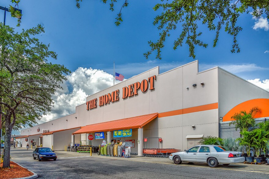 More Photos Of 8801-9035 N Florida Ave, Tampa Unknown For Lease