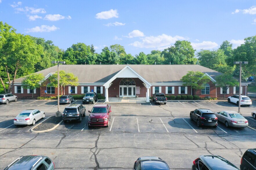 More Photos Of 7334 E Broad St, Blacklick Medical For Sale