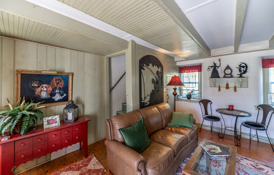 More Photos Of 547 Baltimore Pike, Glen Mills Office For Sale
