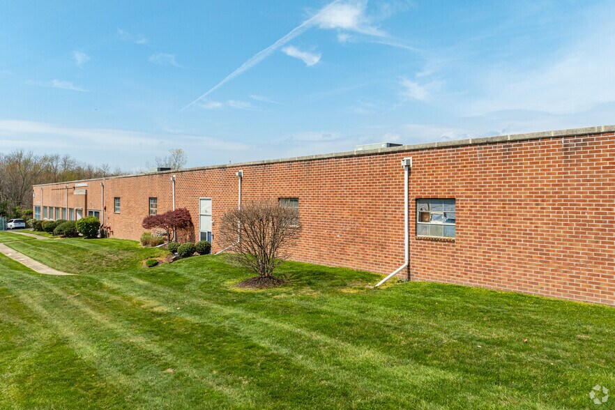 More Photos Of 950 Township Line Rd, Marcus Hook Industrial For Sale