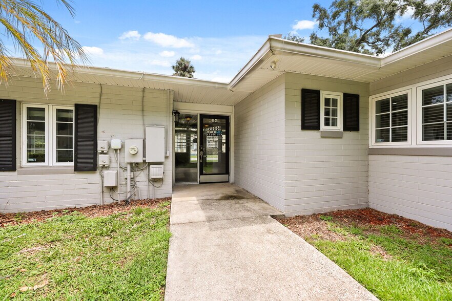More Photos Of 104 S Clyde Ave, Kissimmee Office For Sale