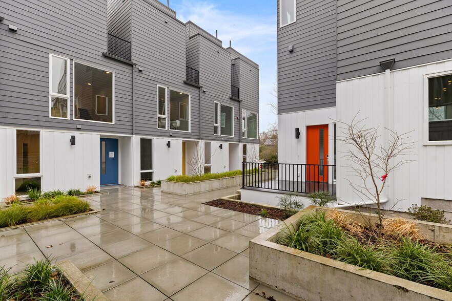 More Photos Of 2009 S Norman St, Seattle Multifamily For Sale