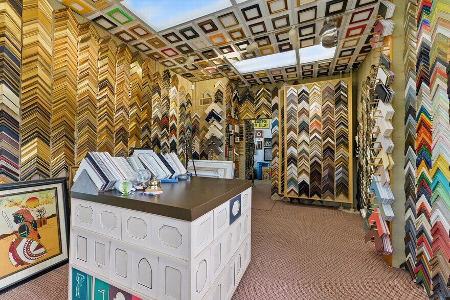 More Photos Of 1027 Columbus Ave, Springfield Freestanding For Sale