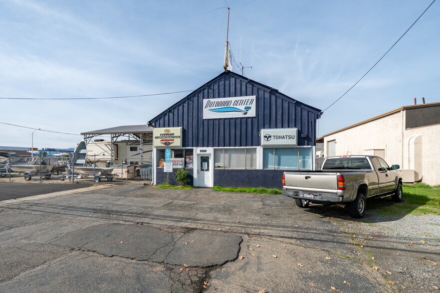More Photos Of 5830 Caterpillar rd, Redding Industrial For Sale