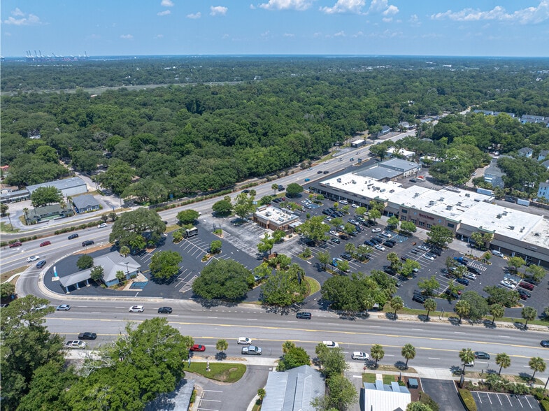 More Photos Of 935 Chuck Dawley Blvd, Mount Pleasant Fast Food For Lease