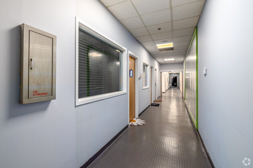 More Photos Of 3412 Monroe Rd, Charlotte Distribution For Lease