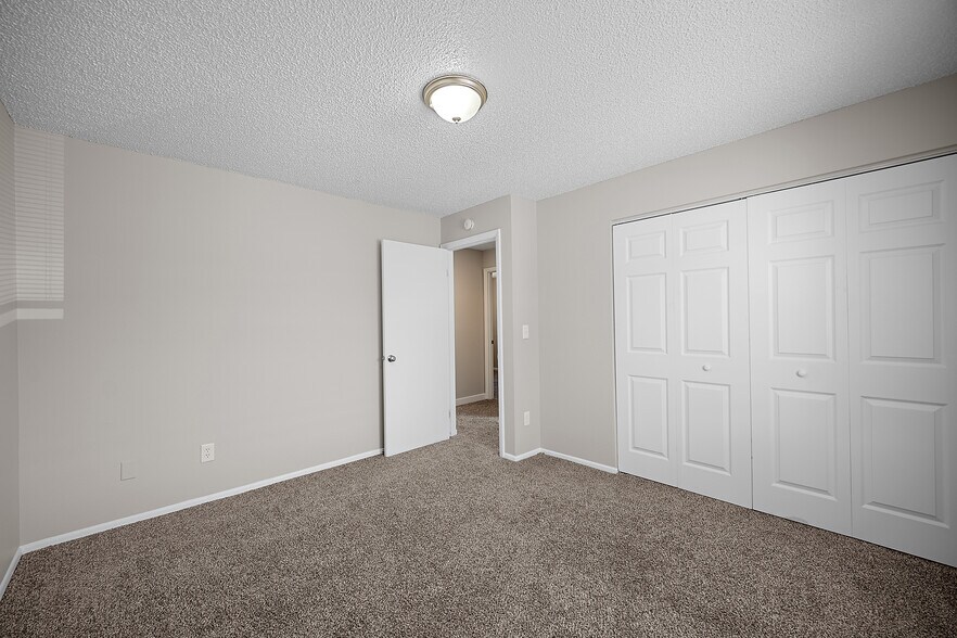 More Photos Of 340 Gahart Dr, Colorado Springs Apartments For Sale