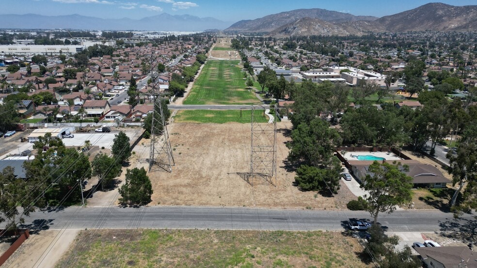 More Photos Of 0 Ponderosa Avenue Ave, Fontana Land For Sale
