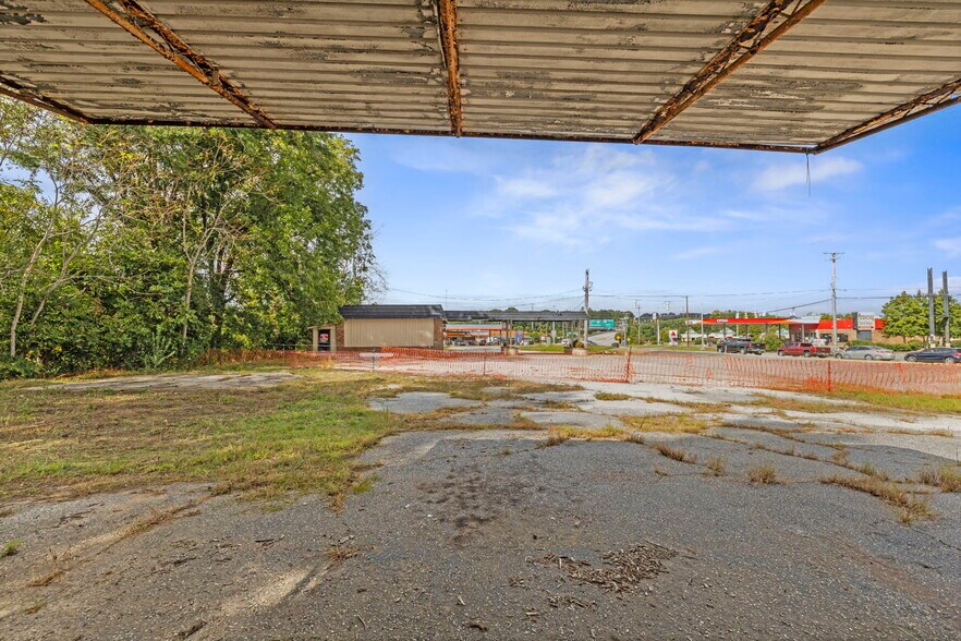 More Photos Of 4630 Augusta Rd, Greenville Auto Repair For Sale