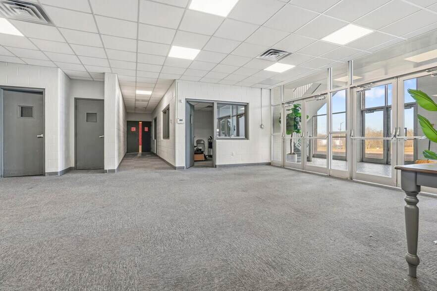 More Photos Of 2600 25th St, Canton Specialty For Sale