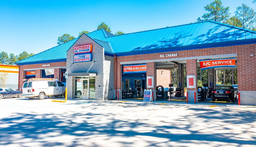 Primary Photo Of 1195 AL-14, Millbrook Auto Repair For Sale
