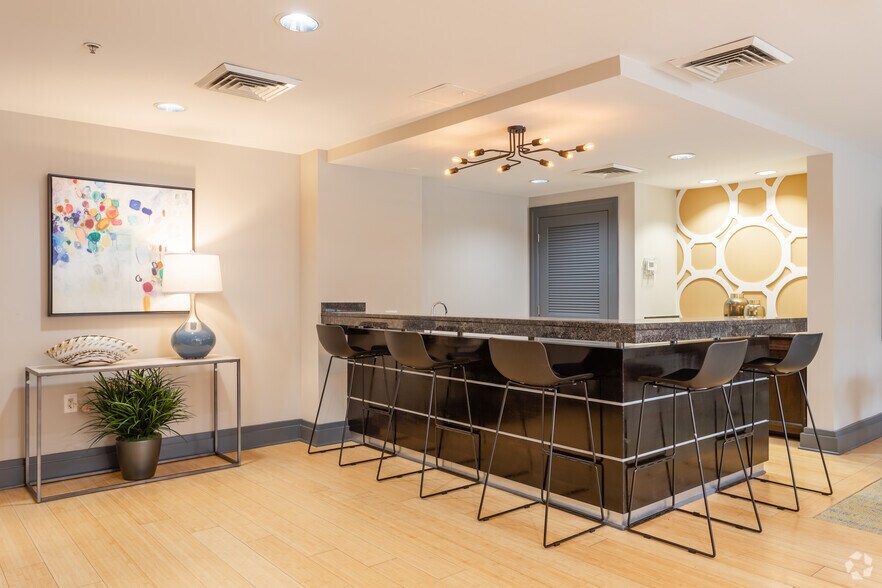 More Photos Of 20 Maryland Ave, Rockville Apartments For Lease