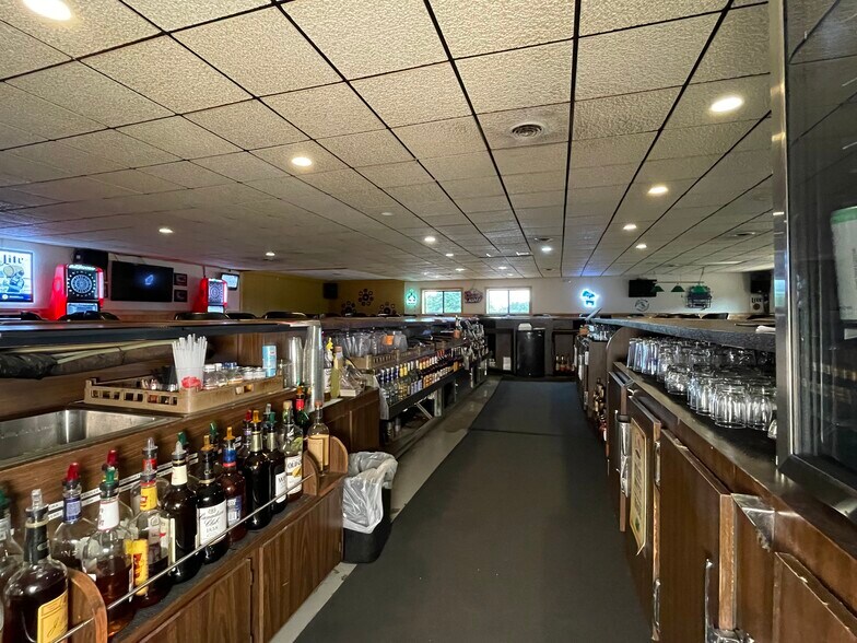 More Photos Of 8085 Highway 51, Minocqua Sports And Entertainment For Sale