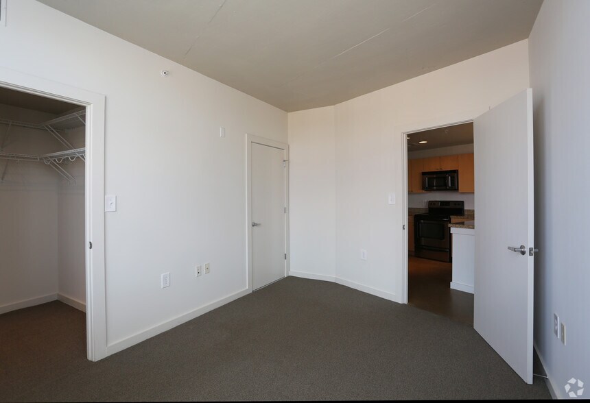More Photos Of 1375 Kenyon St NW, Washington Apartments For Lease