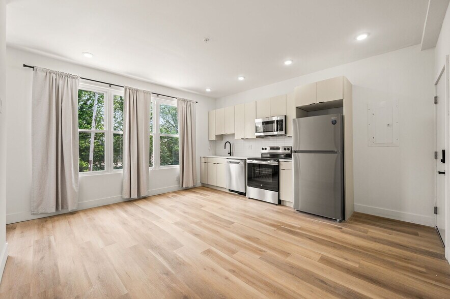 More Photos Of 4921 Chester Ave, Philadelphia Multifamily For Sale