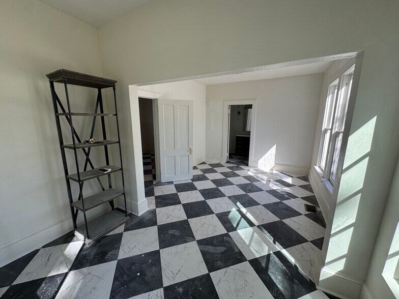 More Photos Of 114-118 Live Oak St st, New Smyrna Beach Apartments For Lease