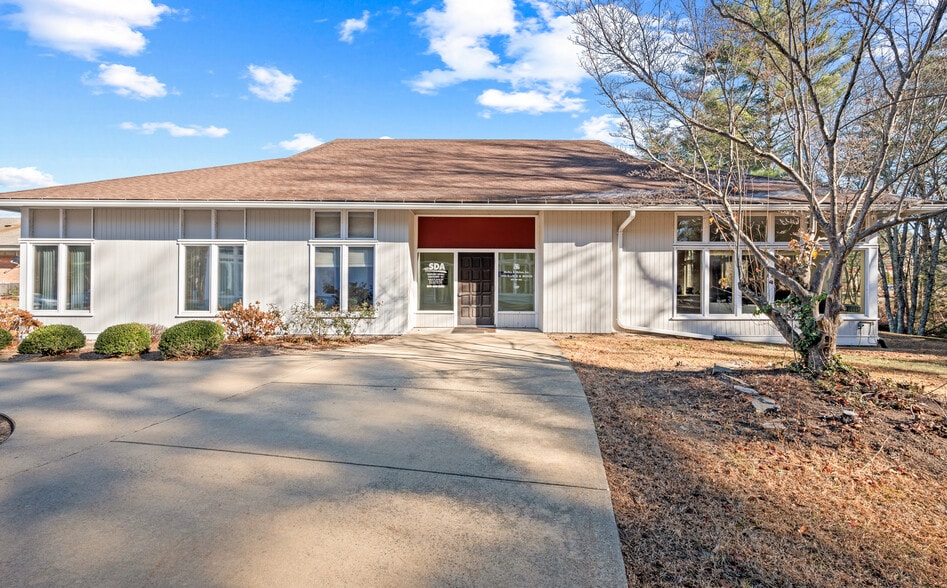 More Photos Of 72 W Stafford Rd, Stafford Springs Medical For Sale