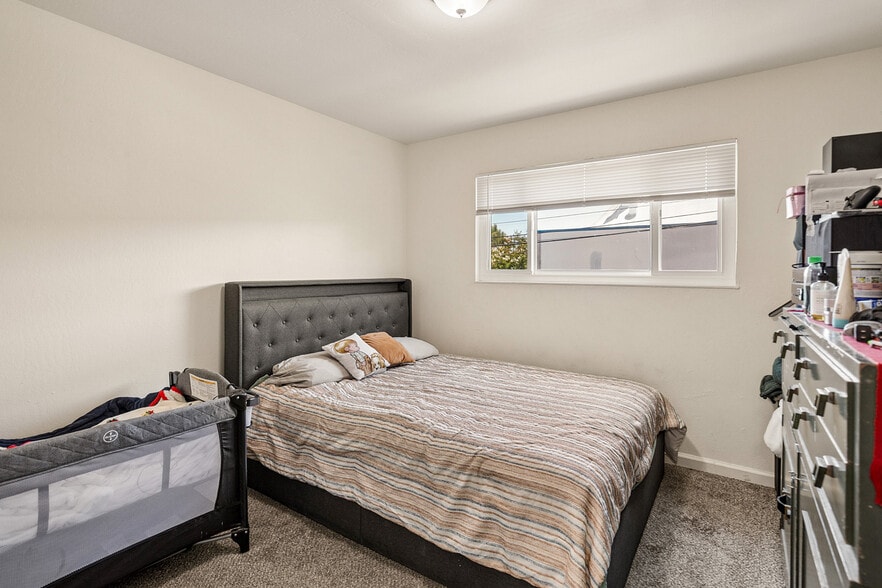 More Photos Of 557 Hampshire Ave, Redwood City Apartments For Sale