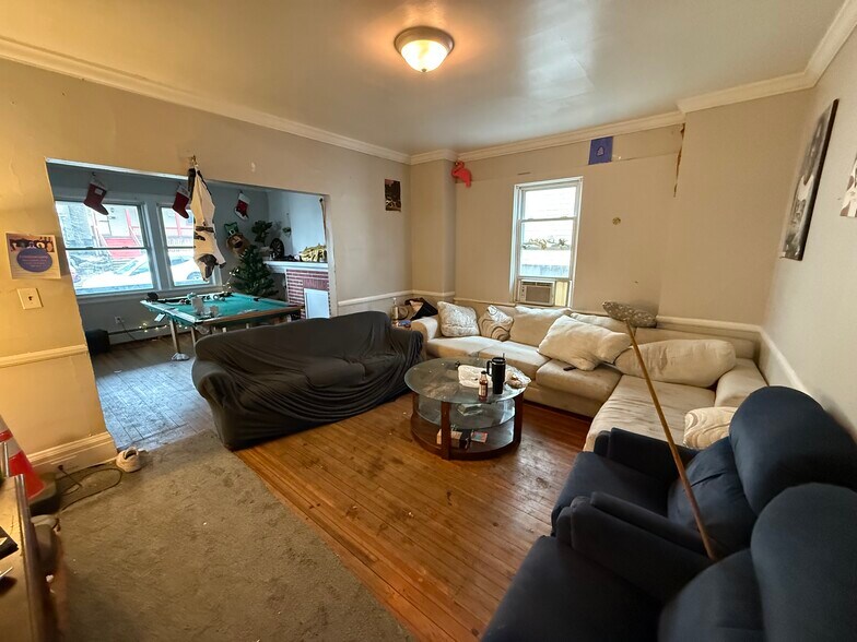 More Photos Of , Scranton Unknown For Sale