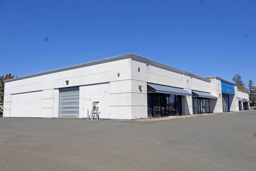 More Photos Of 412 Houser St, Cotati Showroom For Sale