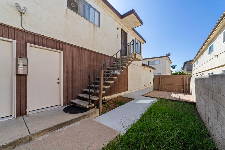 More Photos Of 1150 11th St, Imperial Beach Apartments For Sale