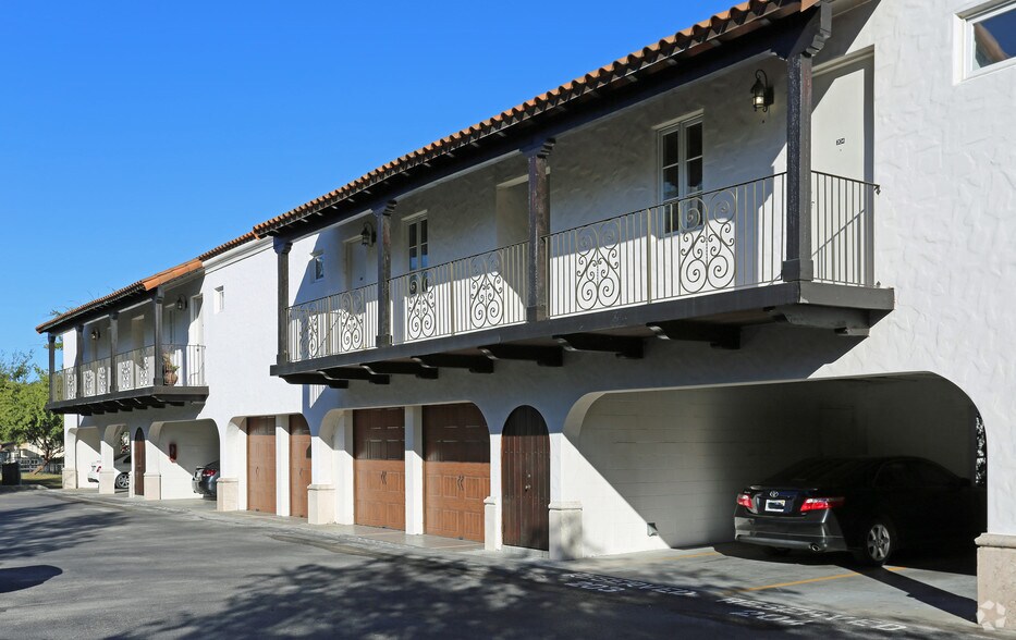 More Photos Of 433 W New England Ave, Winter Park Apartments For Lease
