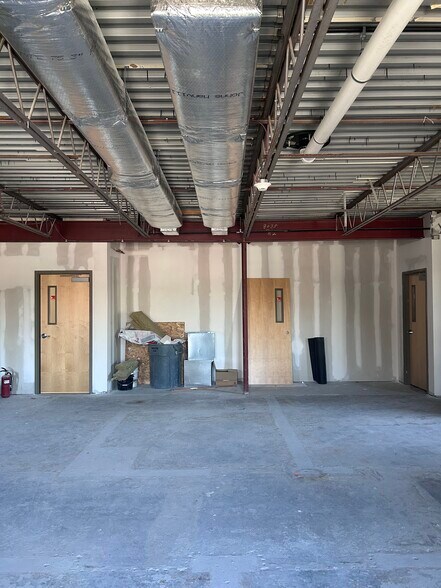 More Photos Of 712 Oaklawn Ave, Cranston Medical For Sale