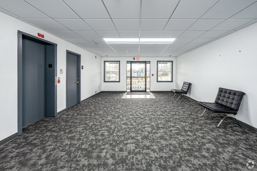 More Photos Of 4701 Randolph Rd, Rockville Medical For Lease
