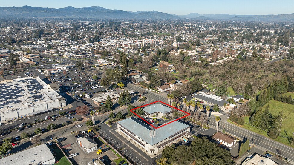 More Photos Of 575 Lincoln Ave, Napa Storefront Retail Office For Lease