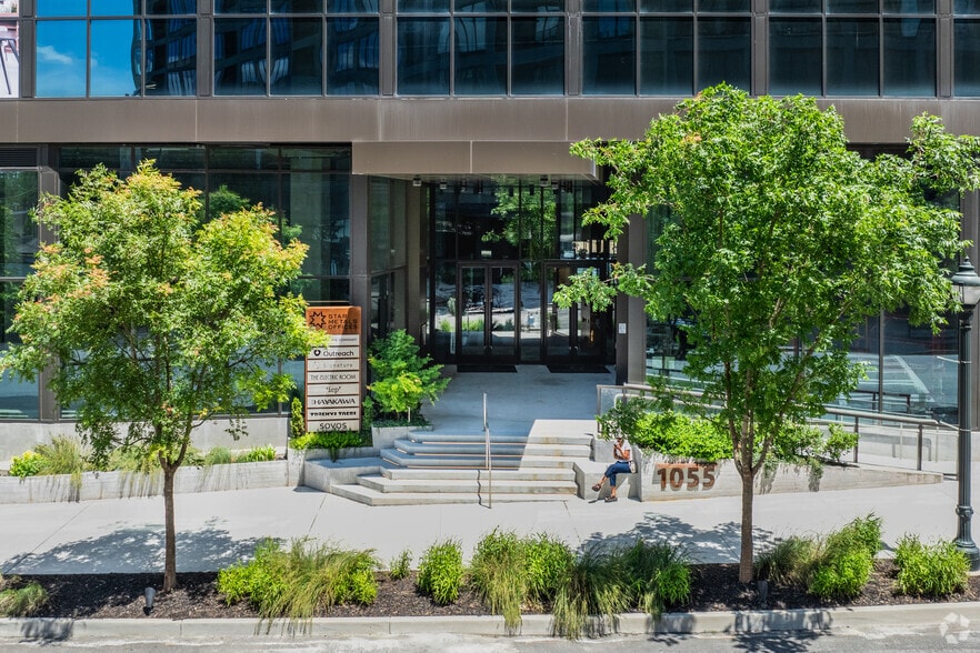 More Photos Of 1055 Howell Mill Rd, Atlanta Office For Lease