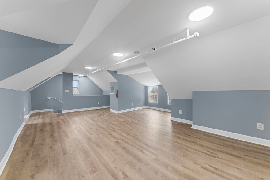 More Photos Of 922 Ridge Rd Se, Washington Assisted Living For Sale