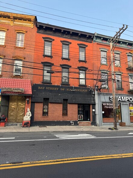 More Photos Of 664 Bay St, Staten Island Office For Sale