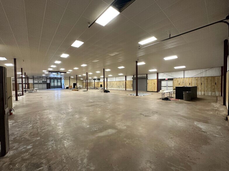 More Photos Of 4036 FM 2767, Tyler Flex For Sale