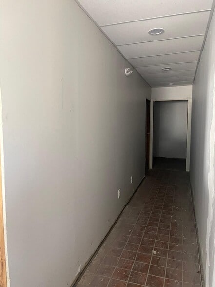 More Photos Of 4450 Rocky River Dr, Cleveland Fast Food For Lease