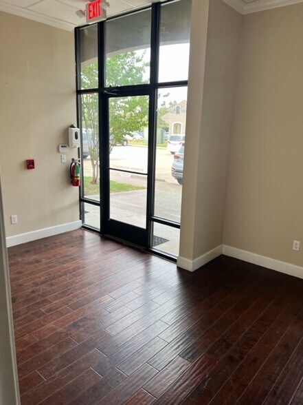 More Photos Of 150 Pine Forest Dr, Shenandoah Medical For Lease