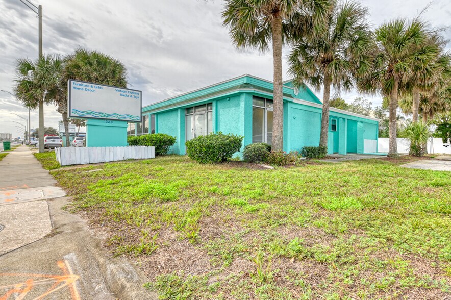 Primary Photo Of 1328 3rd St N, Jacksonville Beach Office For Lease