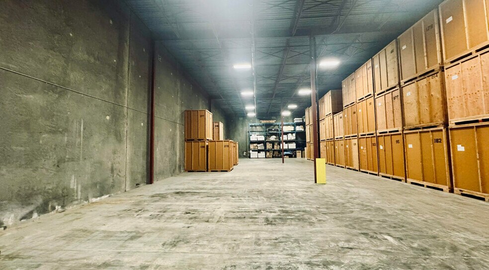 More Photos Of 7979 82nd St, Delta Warehouse For Lease