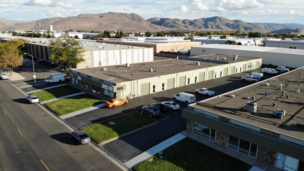 Primary Photo Of 395 Freeport Blvd, Sparks Showroom For Lease