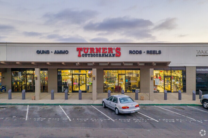 More Photos Of 8199 Clairemont Mesa Blvd, San Diego Unknown For Lease